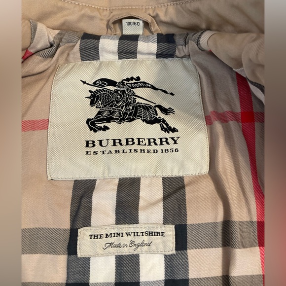 Authentic Burberry Toddler Trench Coat - The Mini Wiltshire 4T England - Picture 5 of 14